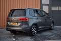Volkswagen Touran 1.5 TSI 150pk DSG R-line 7-Persoons | Trekhaak | C Grijs - thumbnail 3