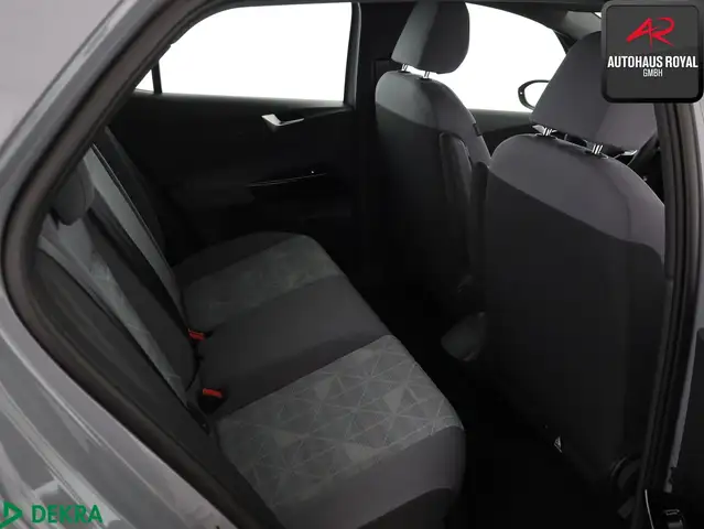 Volkswagen ID.3 view 12