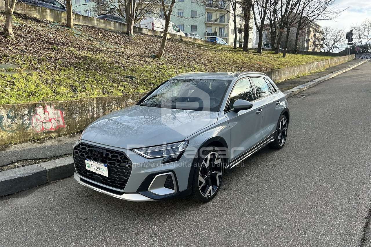 Audi A3 A3 allstreet TFSI 110 kW S tronic Identity Contrast
