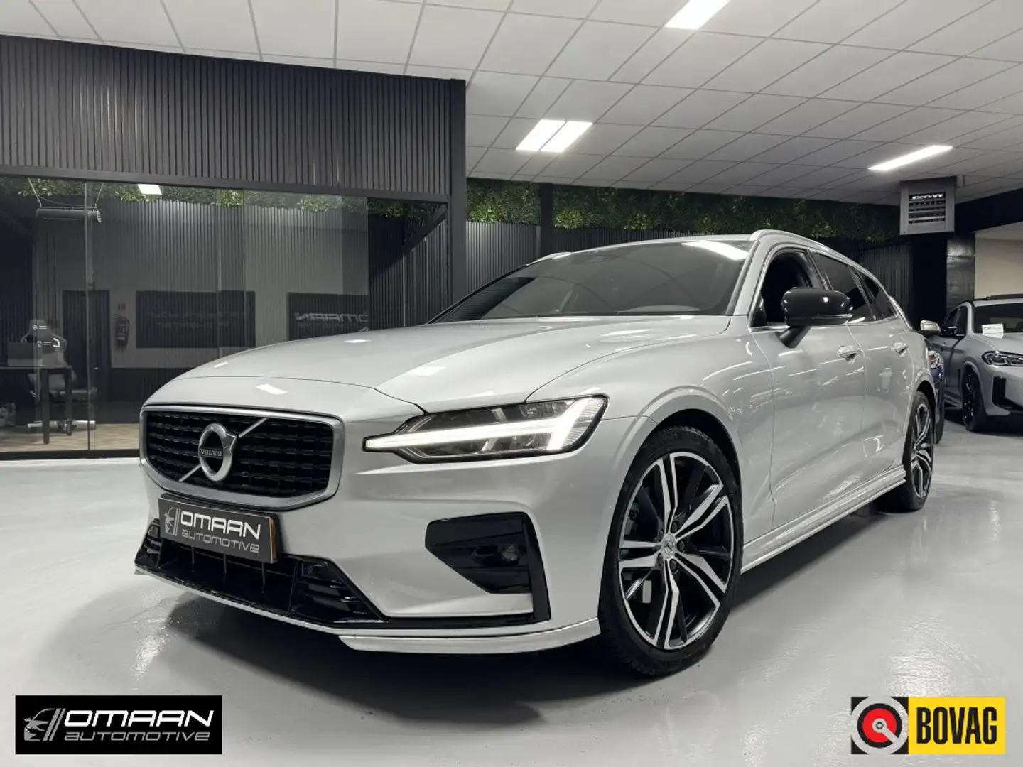 Volvo V60 2.0 B4 R-Design 2021 Automaat Lane Acc Argent - 1
