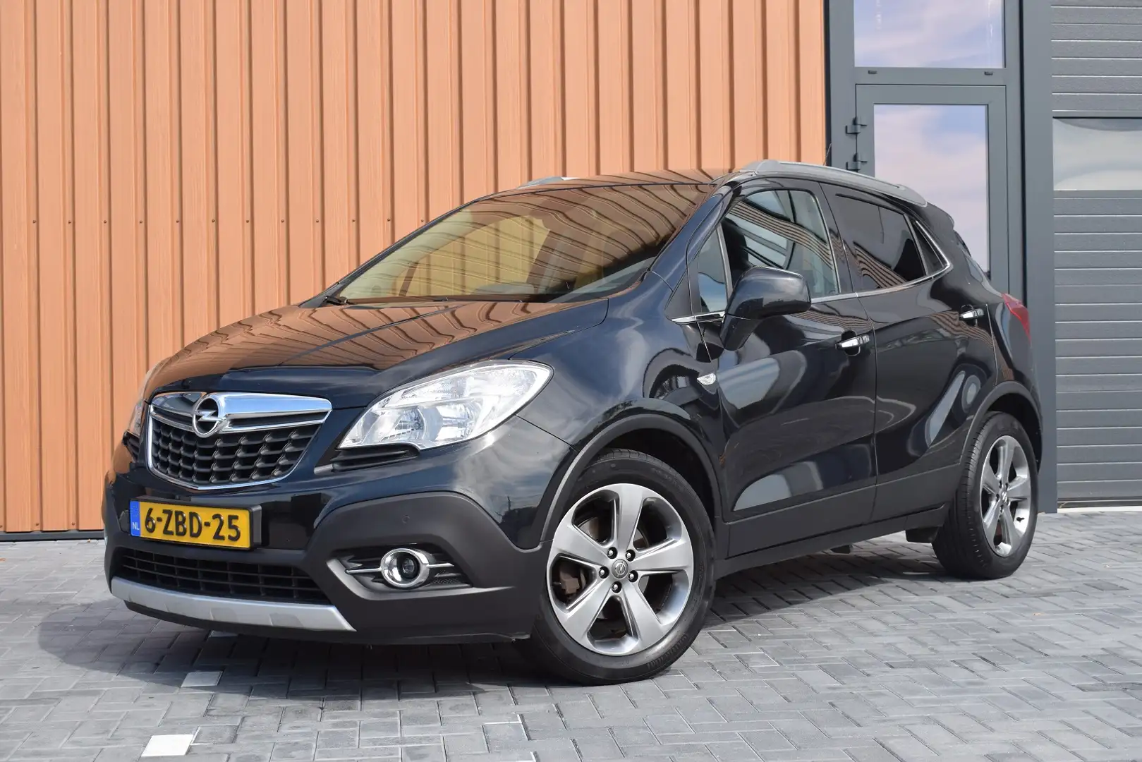 Opel Mokka 1.4 T 140pk Cosmo - Trekhaak - Camera Zwart - 1