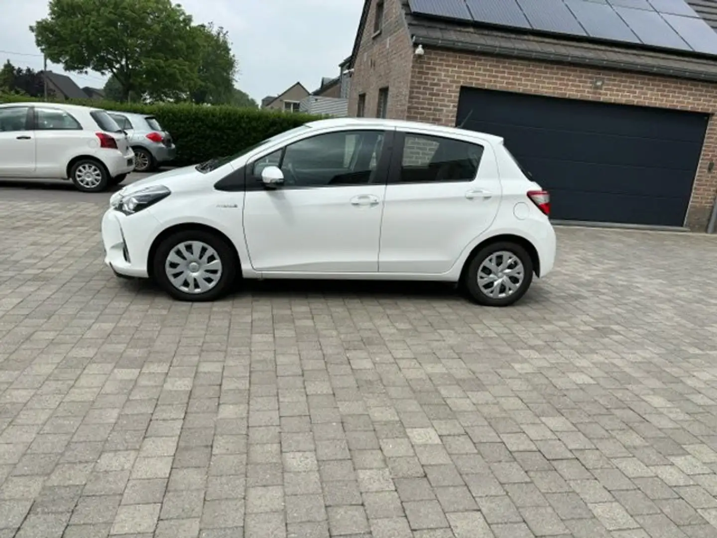 Toyota Yaris Yaris 1.5i hybride 2020 60000 km Wit - 1