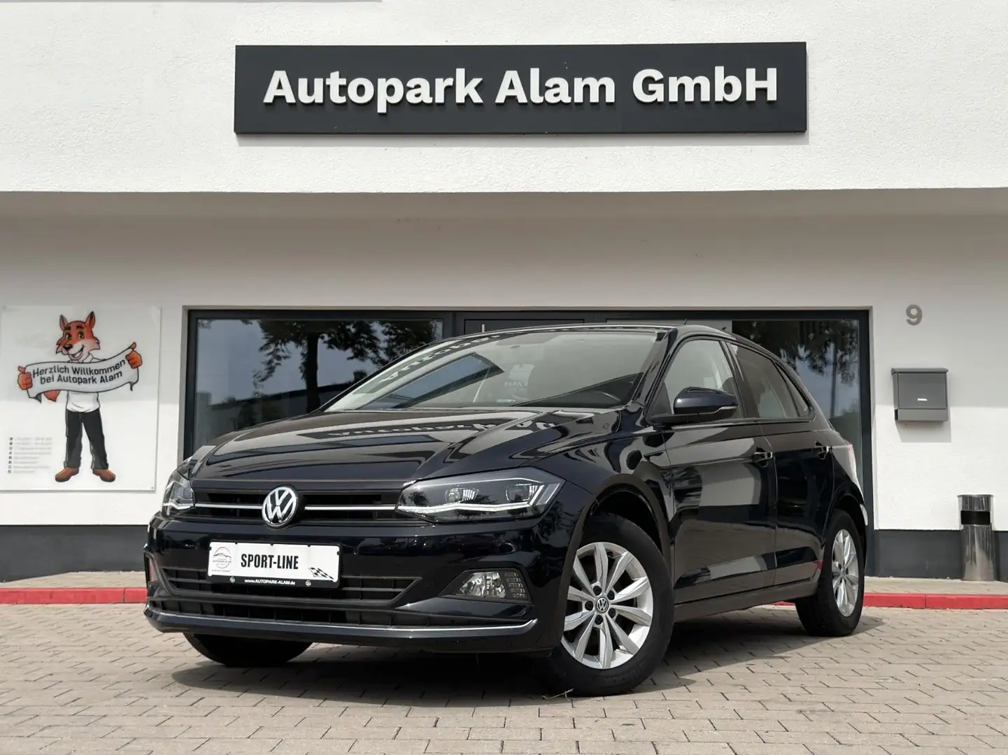 Volkswagen Polo VI Highline Klima LED ACC ViCo DAB 29500 KM Чёрный - 1