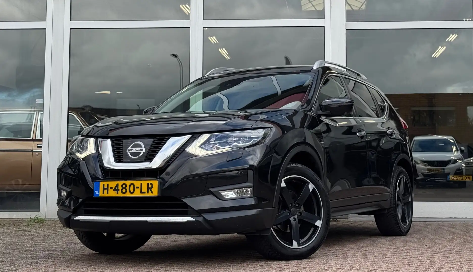 Nissan X-Trail 1.6 DIG-T X-Scape Trekhaak Allseason banden 360 Ca Zwart - 1