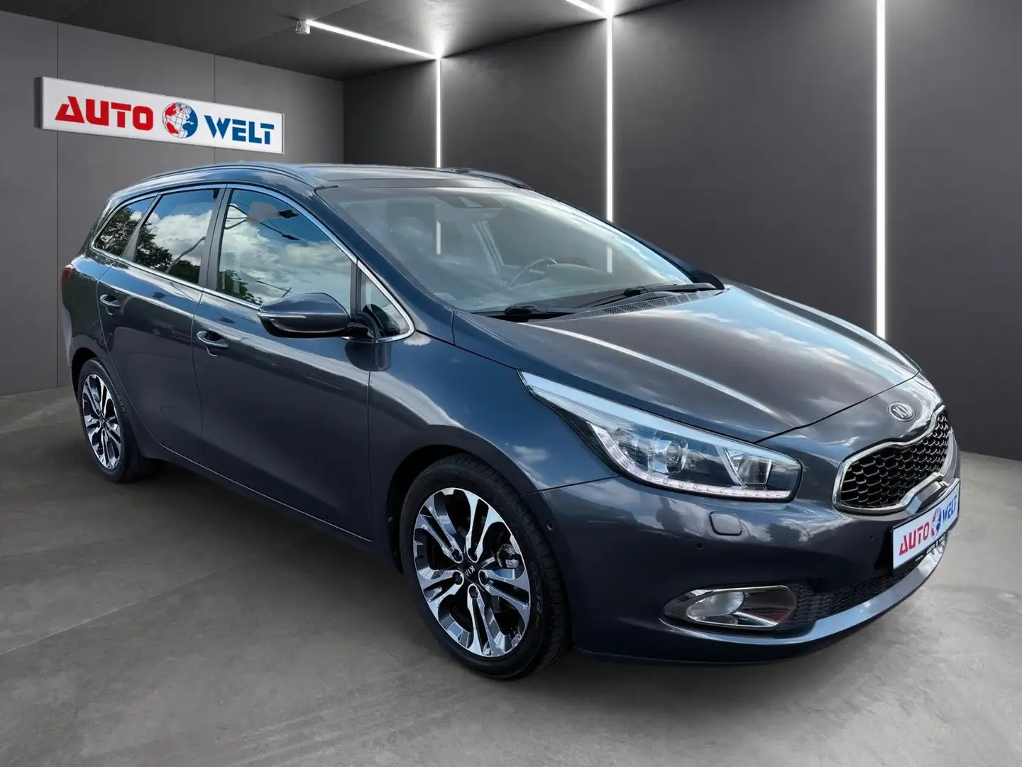 Kia Ceed SW / cee'd SW Ceed Kombi 1.6 AT Xenon Navi Sitz-Lenkhzg Spur Gris - 2