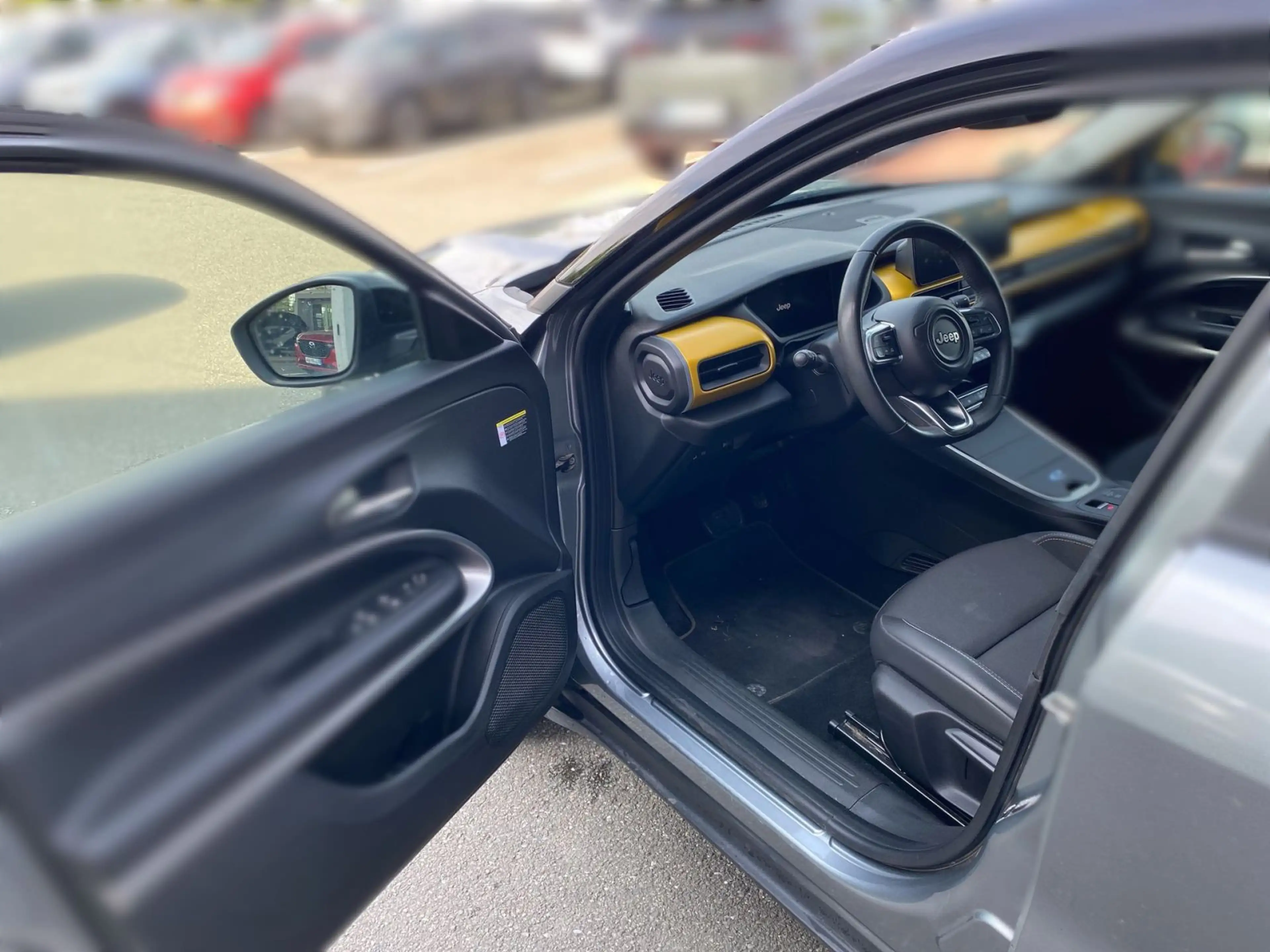 Jeep Avenger Altitude — photo 12