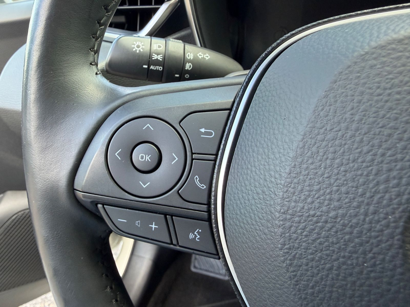Toyota Corolla Hybrid Club 2.0 1.Hand Team-D — photo 12
