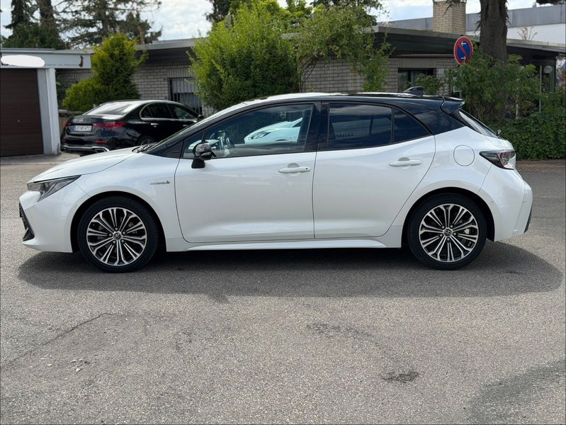 Toyota Corolla Hybrid Club 2.0 1.Hand Team-D — photo 2