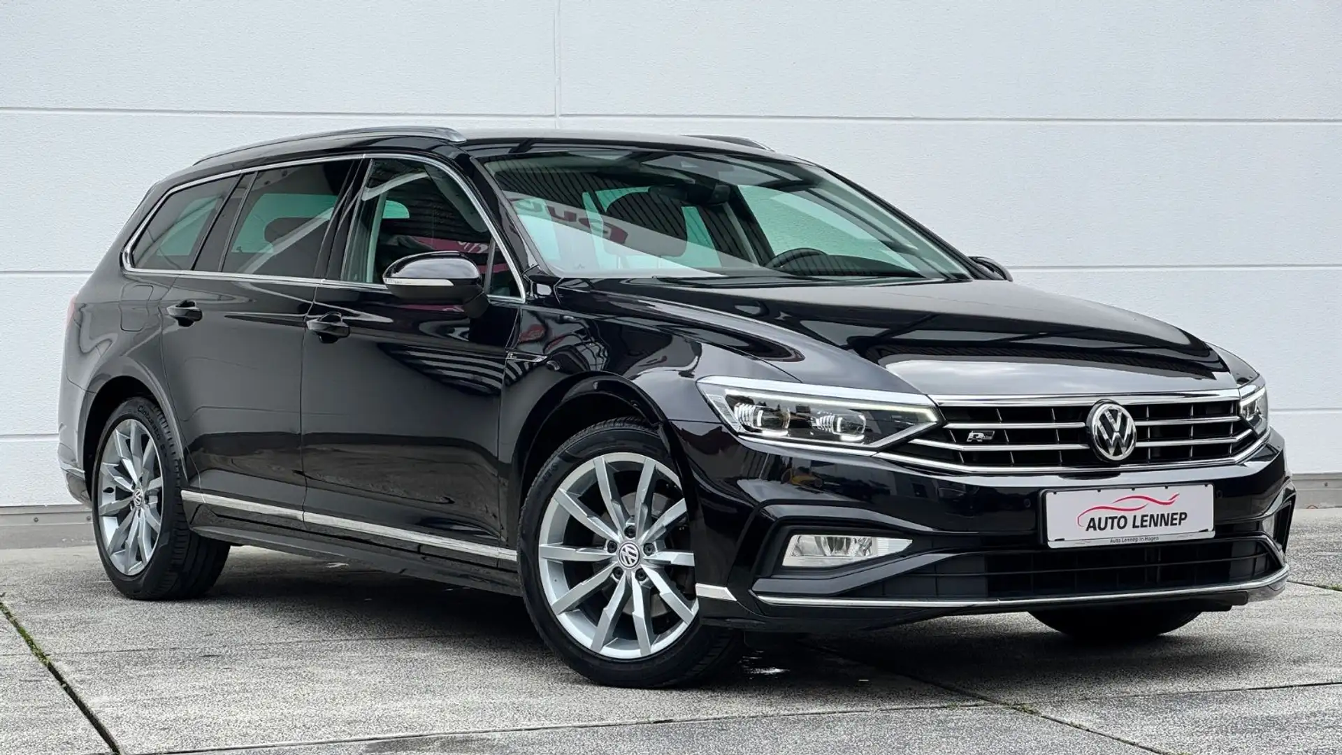 Volkswagen Passat 1.5TSI*R-Line*LED-Matrix*ACC*Kamera*AHK* Noir - 1