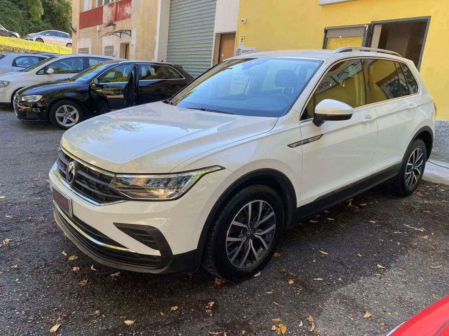 Volkswagen Tiguan Tiguan 2021 1.5 tsi Life 130cv GARANZIA 1 ANNO Weiß - 2