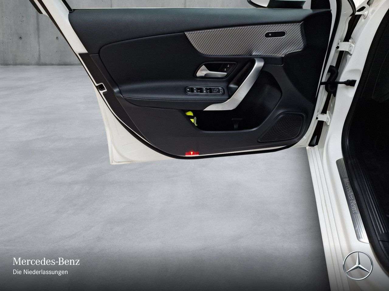 Mercedes-Benz A 220