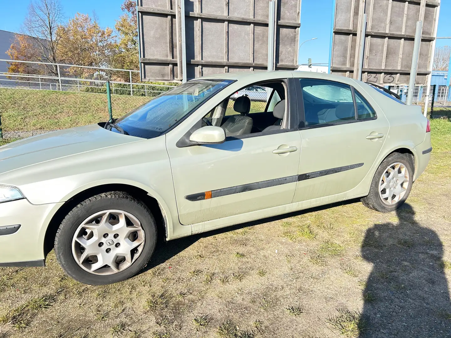 Renault Laguna Laguna 1.9 dCi Expression Grau - 2