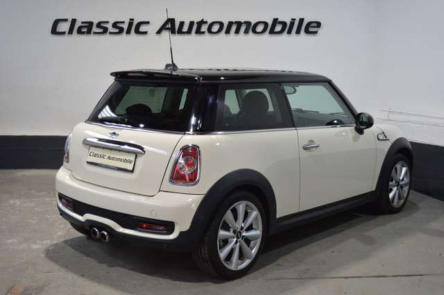 MINI Cooper S *Xenon*Leder*Navi*HarmannKardon*
