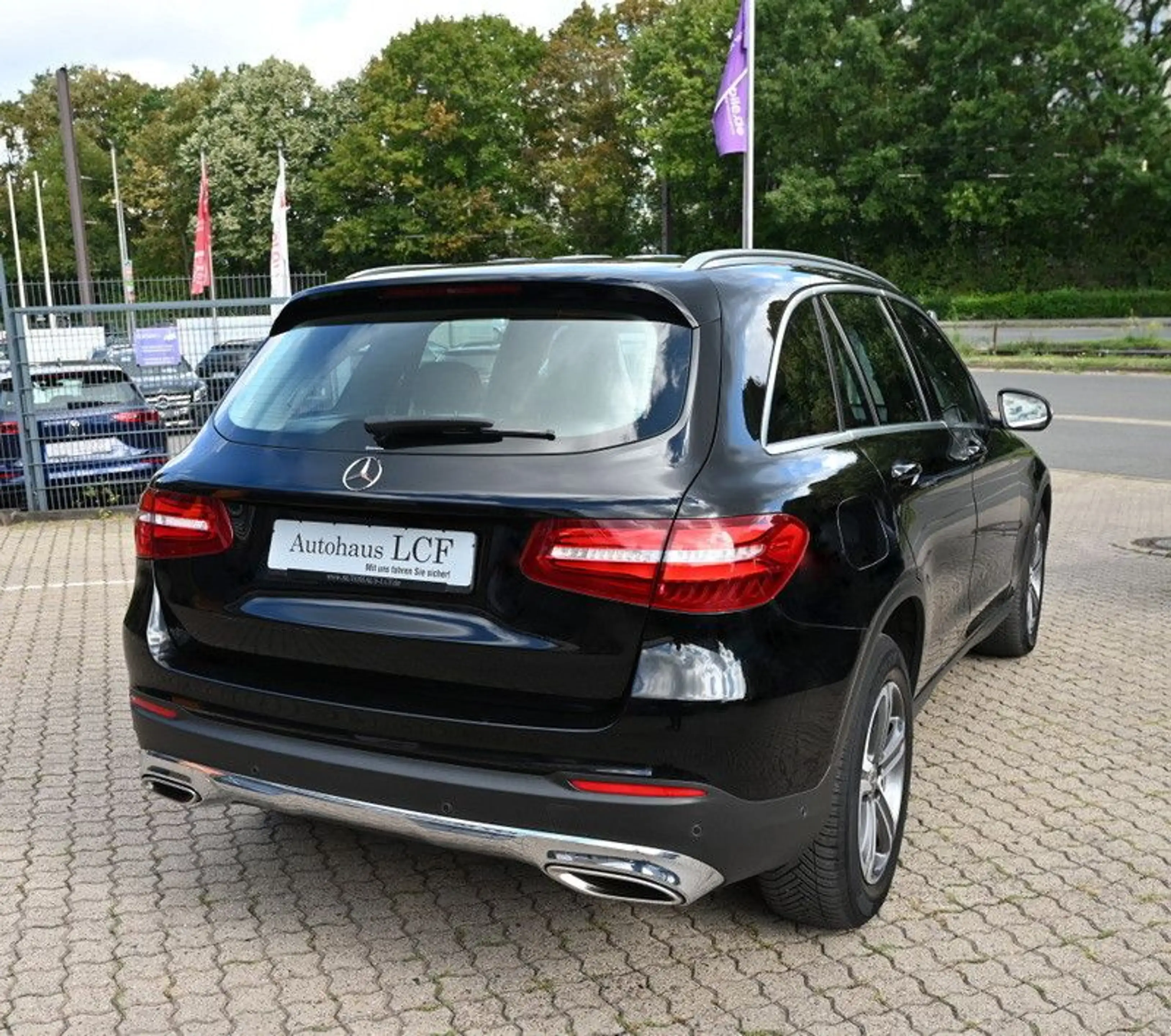 Mercedes-Benz GLC 250 4Matic PANO LED Navi 2xPDC — photo 8