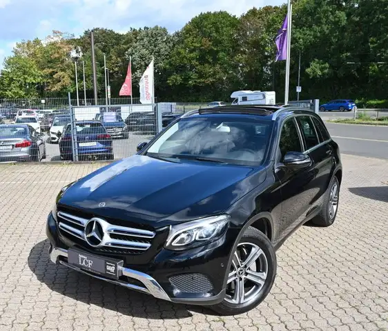 Mercedes-Benz GLC 250 4Matic PANO LED Navi 2xPDC