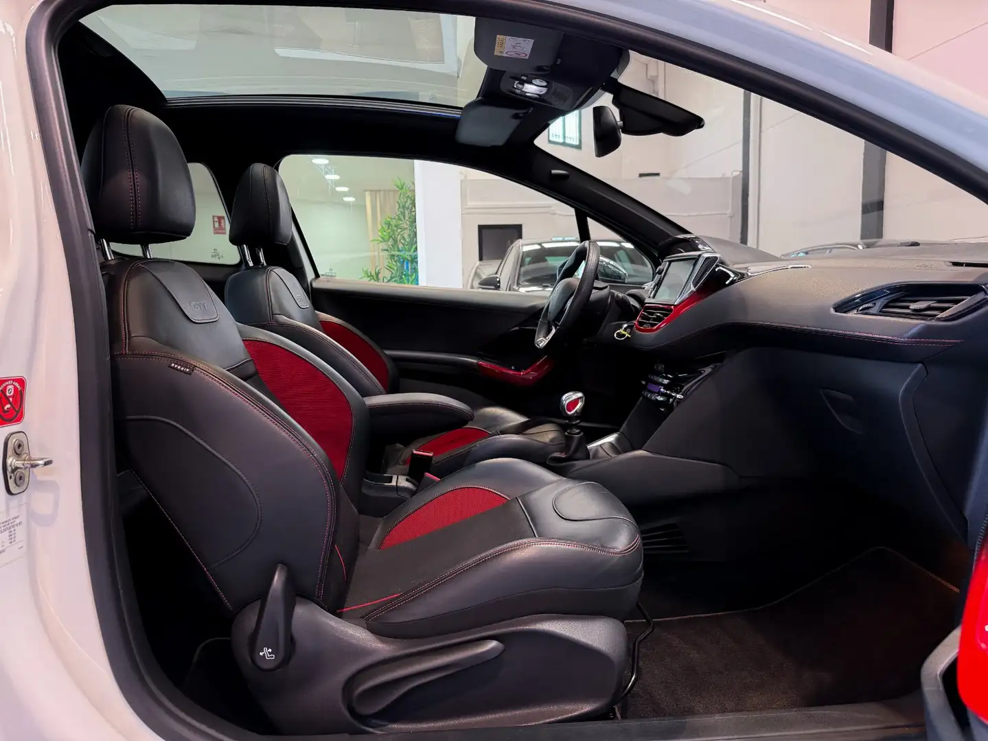 Peugeot 208 GTi 200cv Blanco - 2