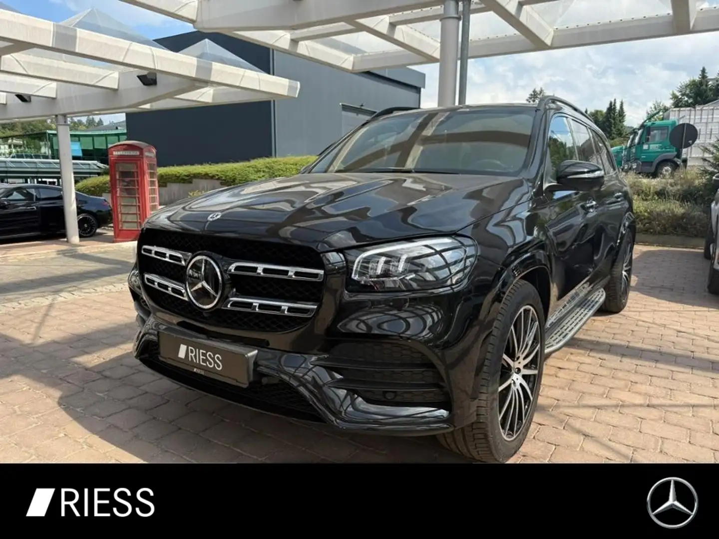 Mercedes-Benz GLS 580 4MATIC AMG Fond Ent EActive Pano AHK 22" Schwarz - 1