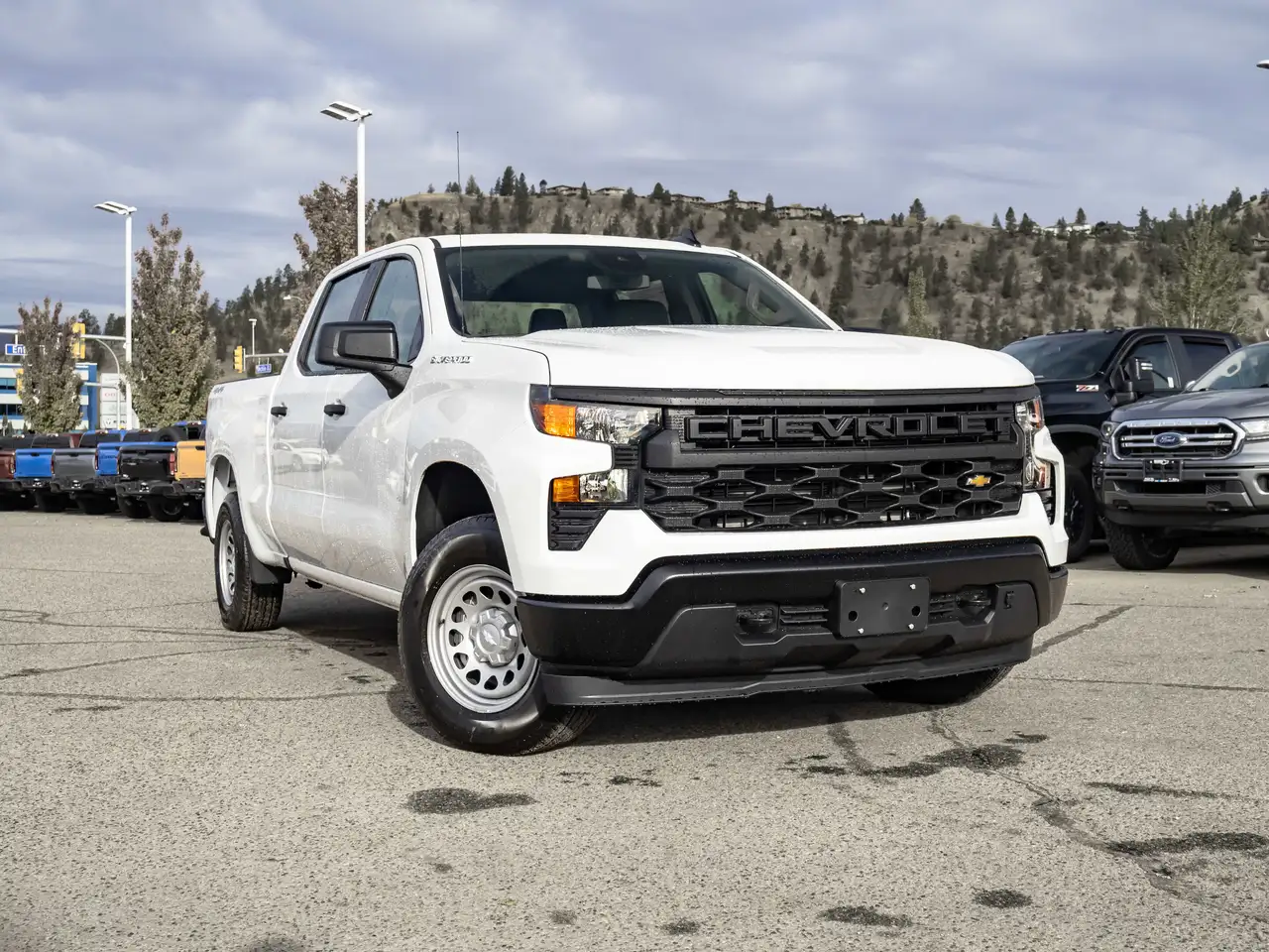 Chevrolet Silverado 1500 снимка Chevrolet Silverado 1500