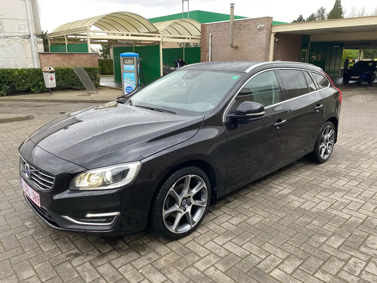 Volvo V60 1.5 T3 Summum Geartronic - 1