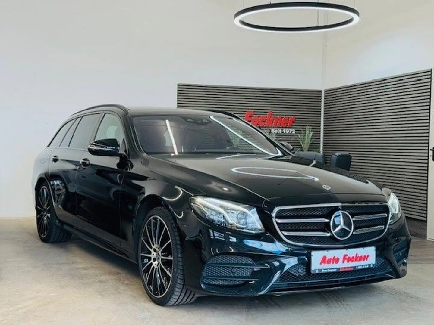 Mercedes-Benz E 400 d E -Klasse T-Modell 4Matic AMG Line, 360° Schwarz - 1