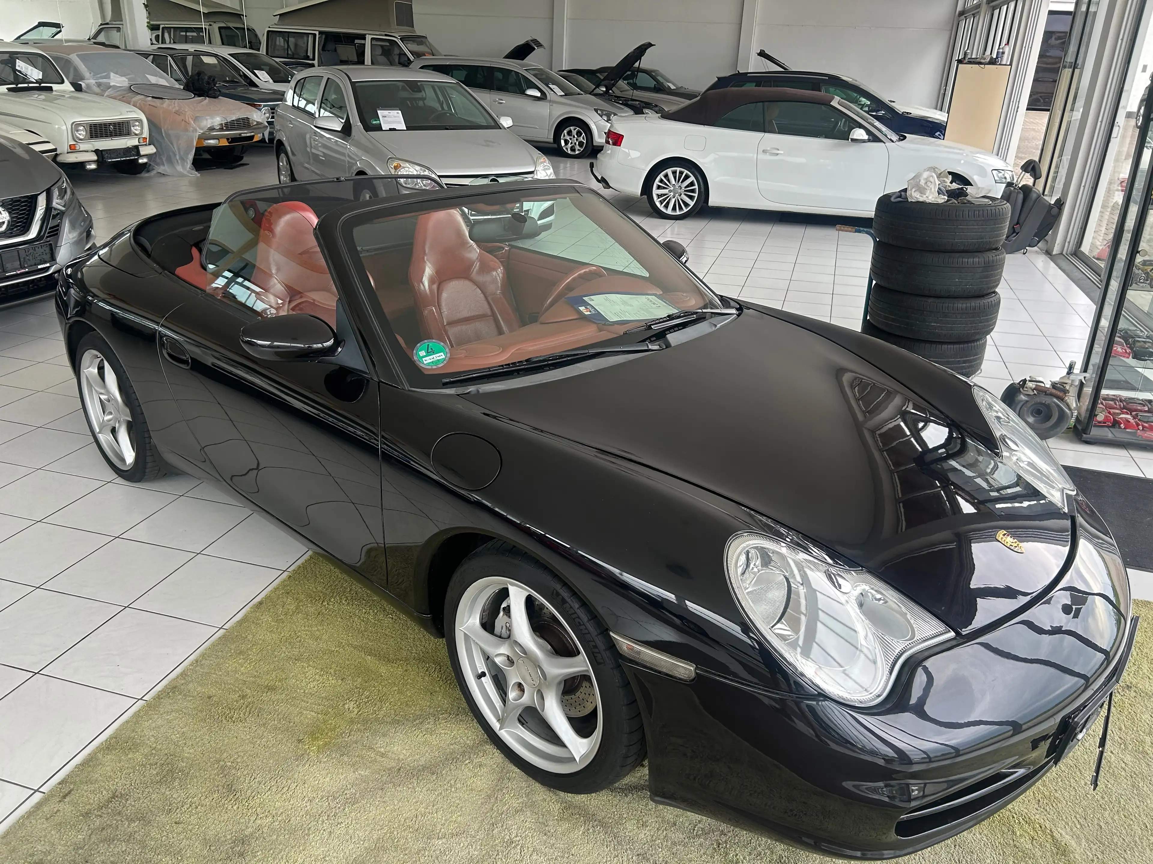 Porsche 996 911 Carrera 4 Cabrio