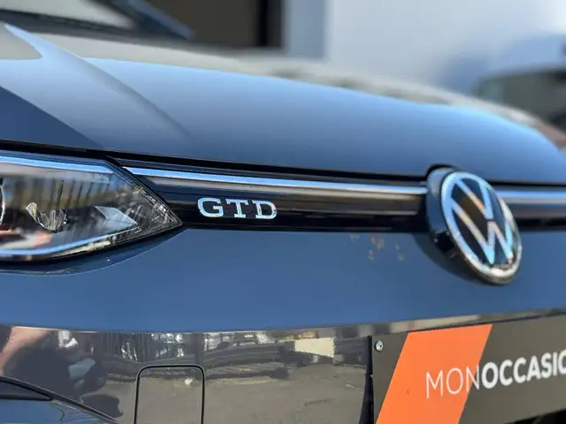 Volkswagen Golf view 8