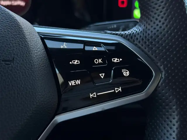 Volkswagen Golf view 22