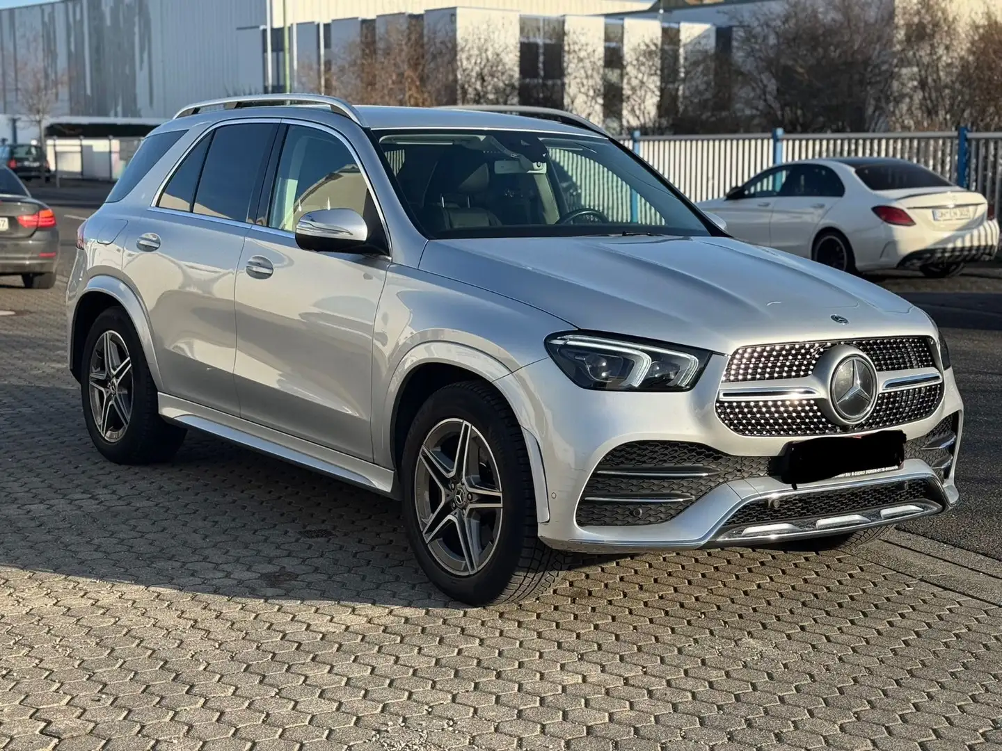 Mercedes-Benz GLE 300 d 4Matic--AMG-- Argent - 2