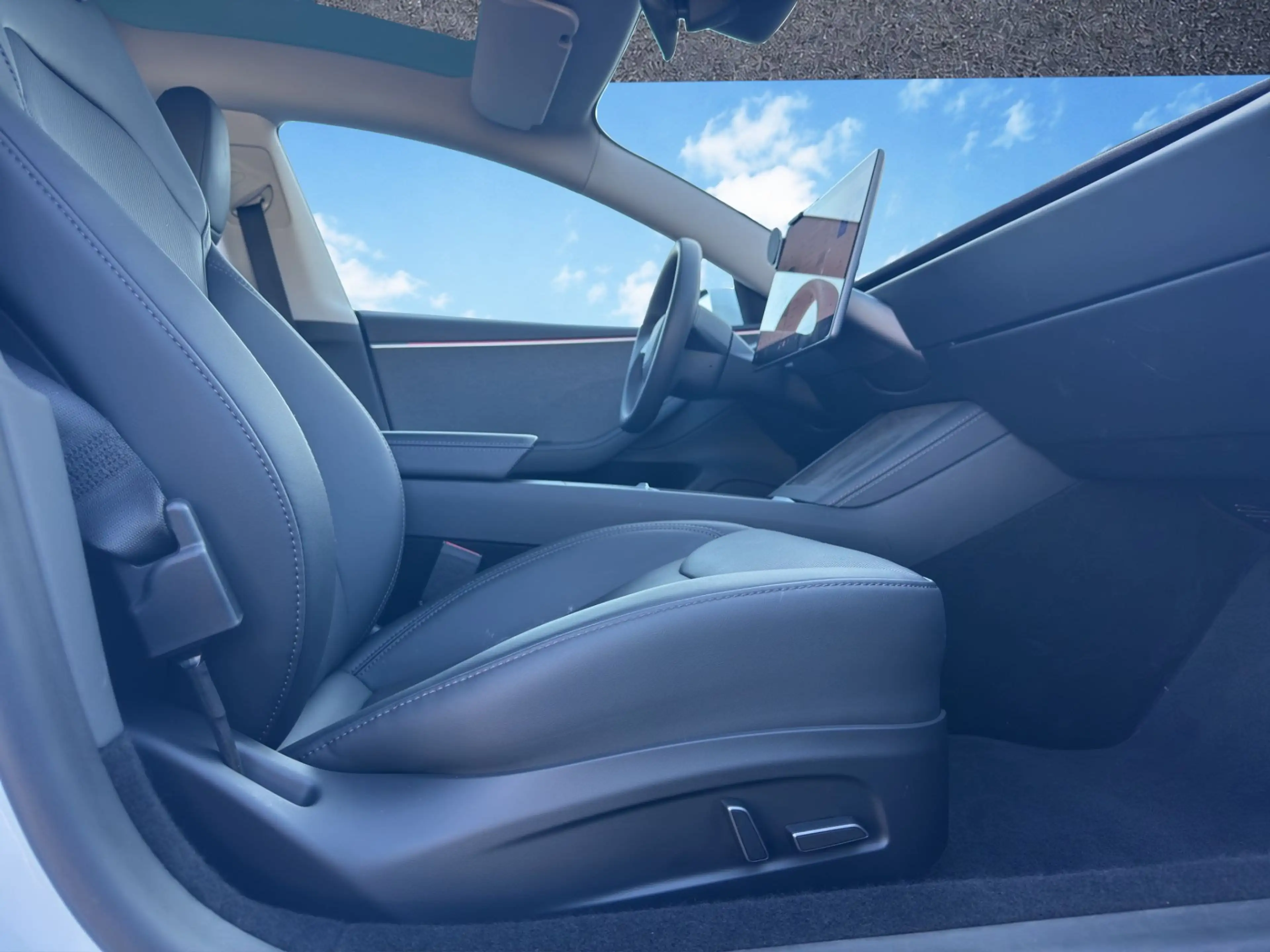 Tesla Model 3 Standard Range RWD Premium 57,5kWh | MWST ausweis — photo 15
