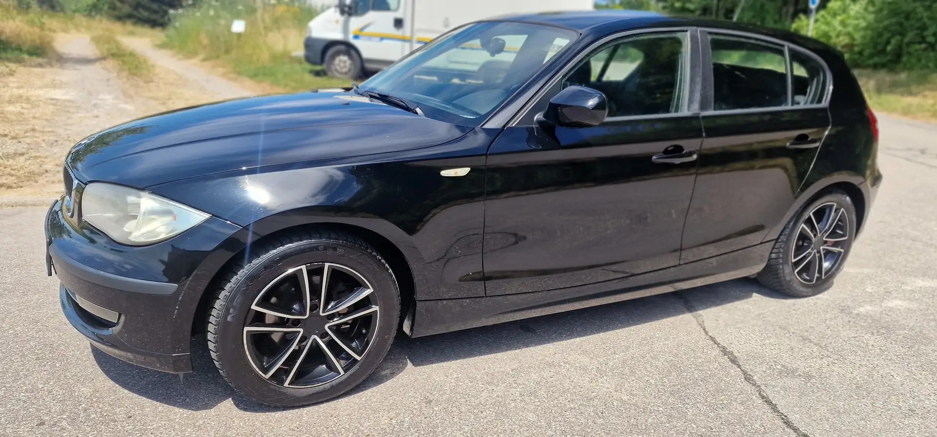 BMW 116 116i Чёрный - 1