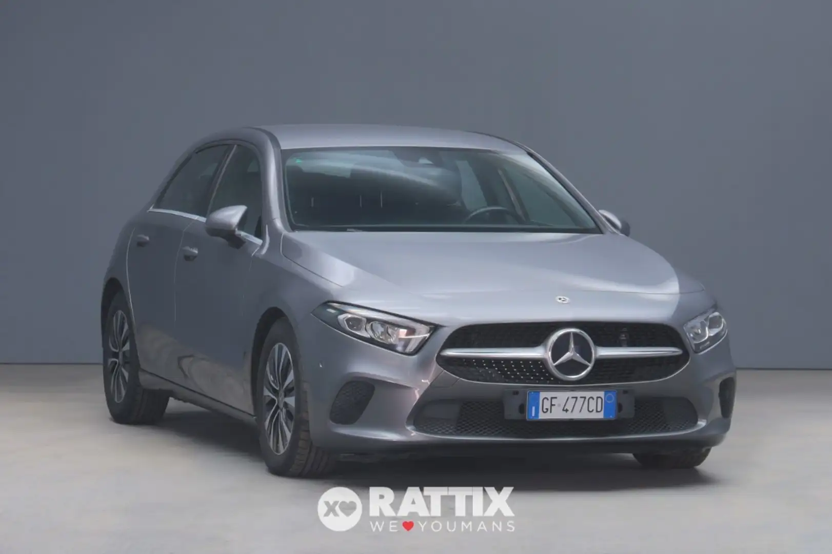Mercedes-Benz A 180 180d 2.0 116CV Business Extra Auto Gris - 1
