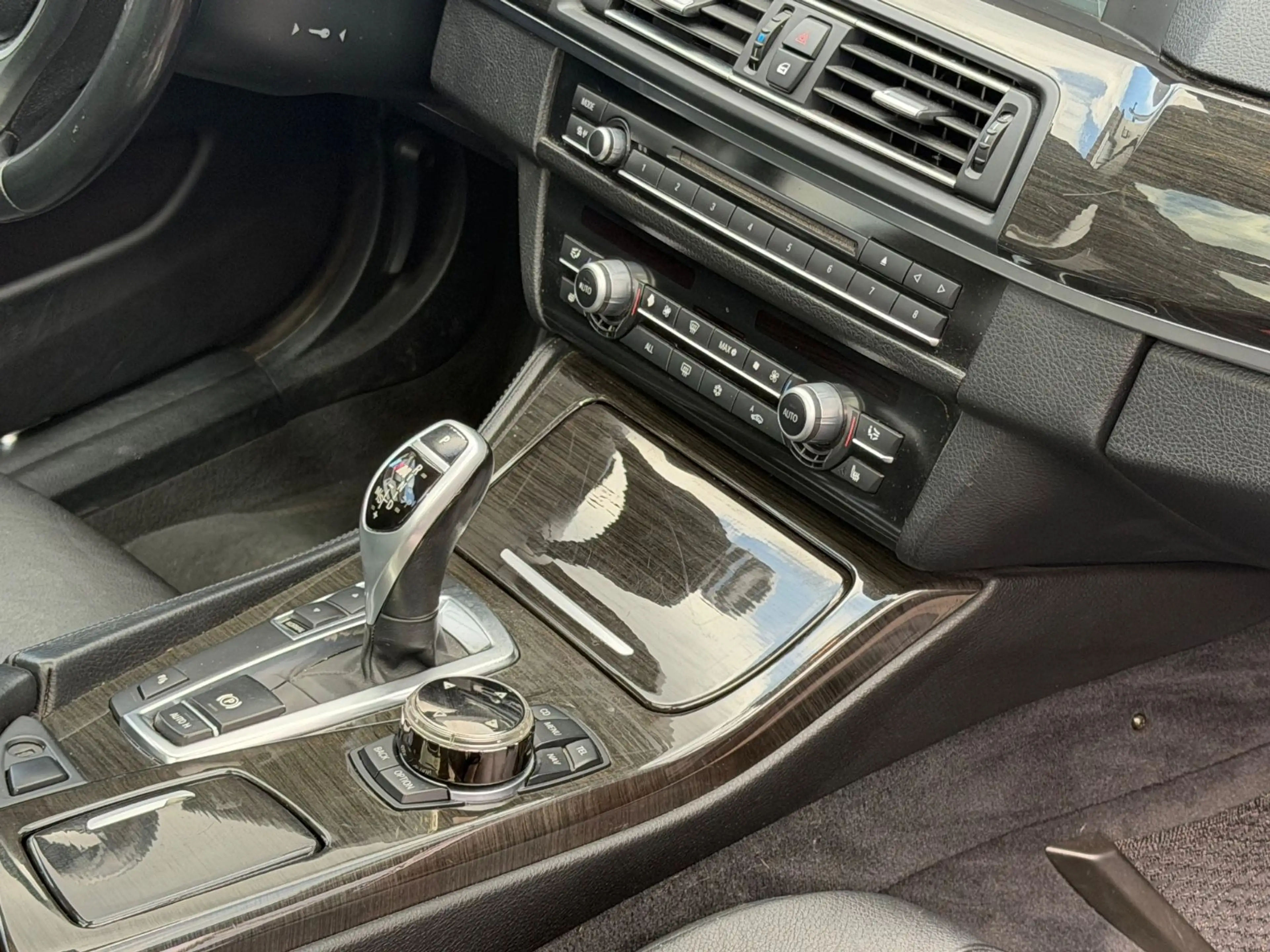 BMW 525 5 Touring 525 d — photo 13