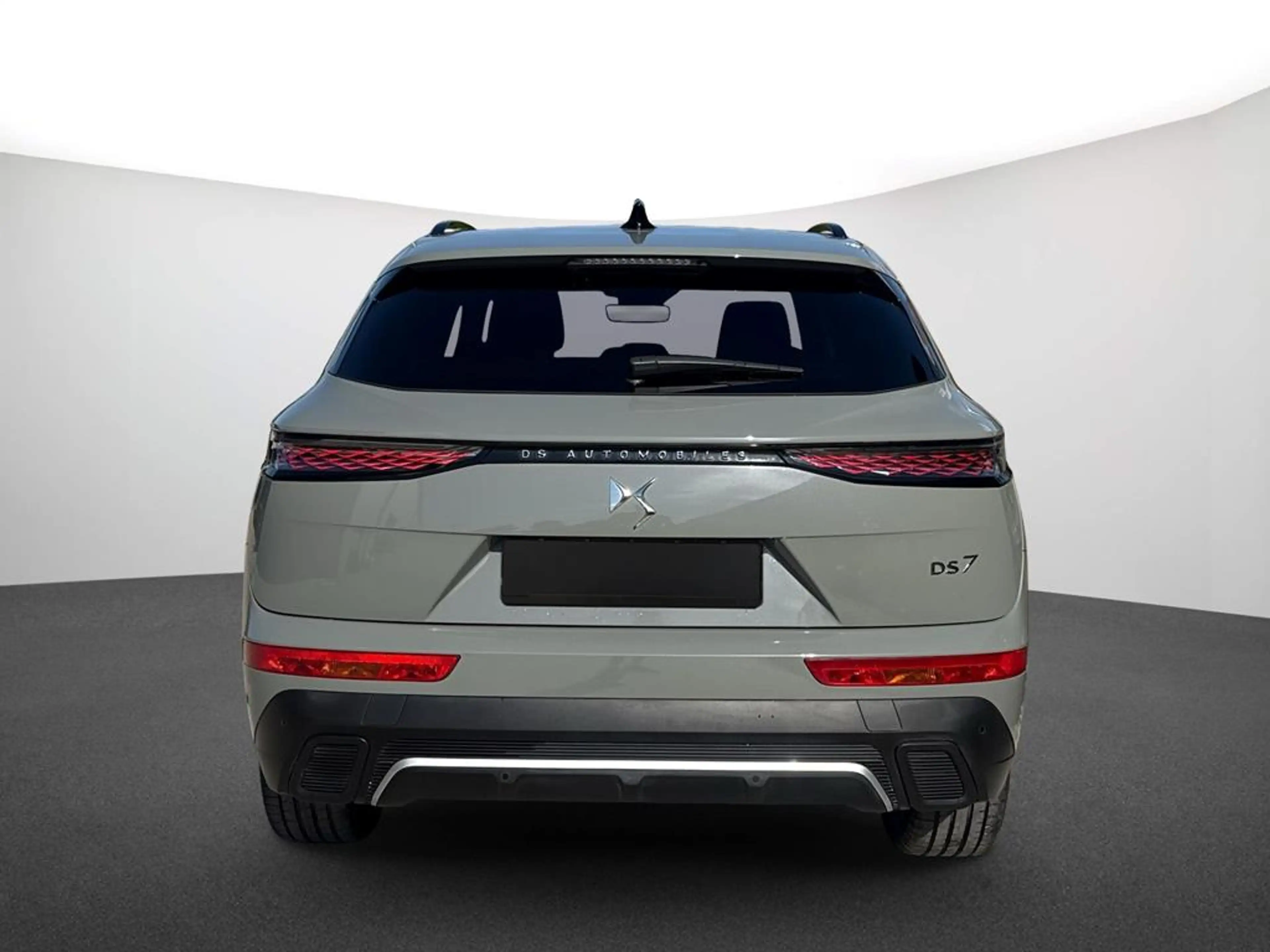 DS Automobiles DS 7 DS 7 OPERA BlueHDI 130 — photo 3