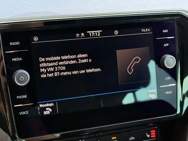 Volkswagen Passat view 26