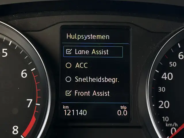 Volkswagen Passat view 20