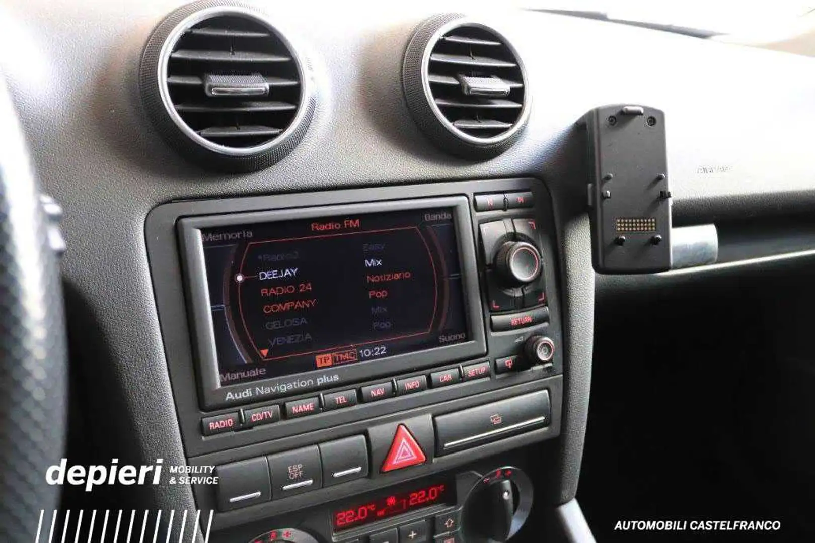 Audi A3 A3 sportback 3200 v6 quattro stronic ambition sli Bleu - 2