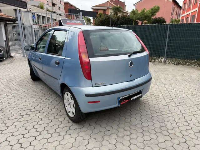 Fiat Punto view 4