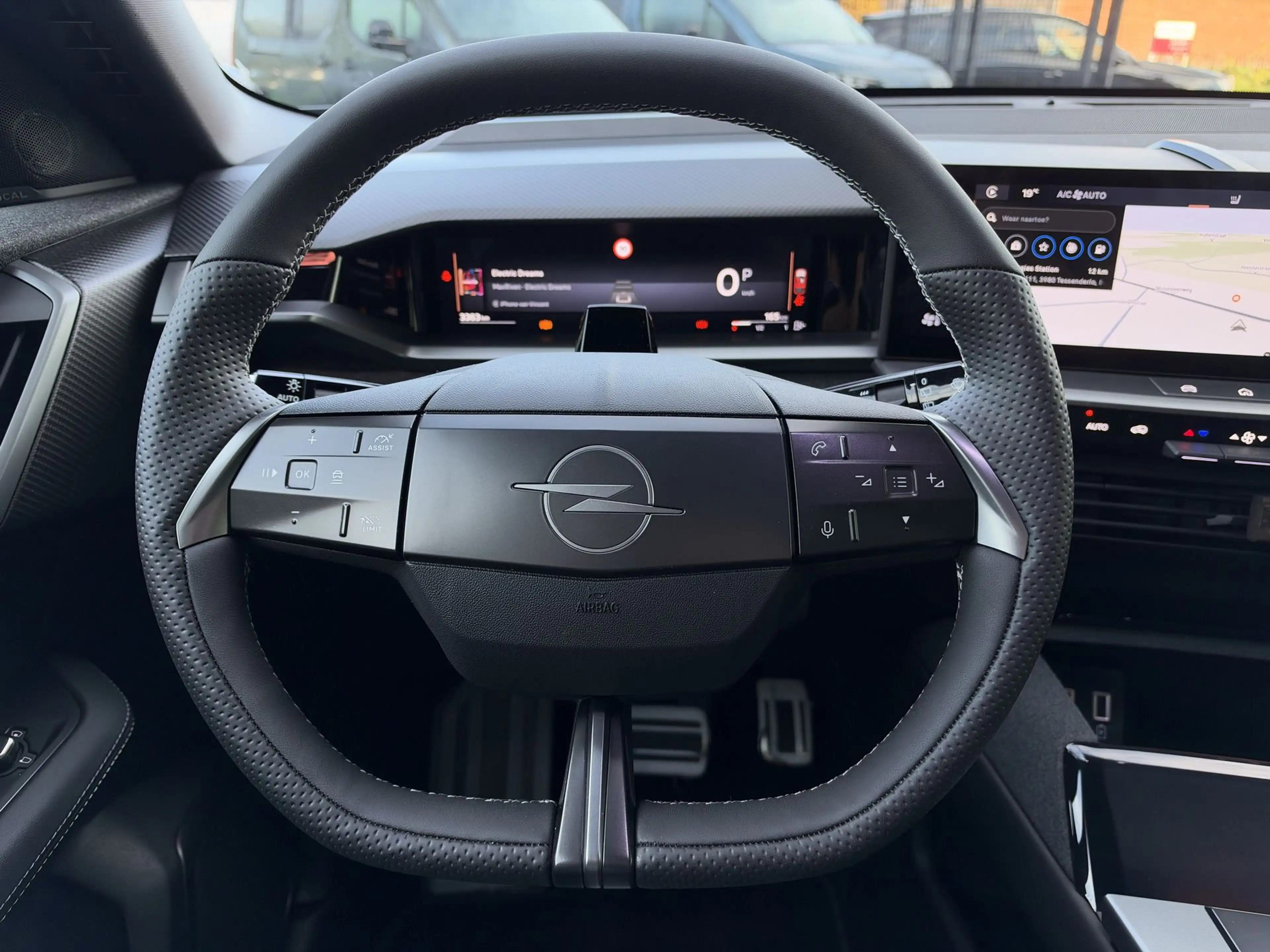 Opel Grandland GS 1.2T Hybrid *Navi*Leder*Pano* — photo 15