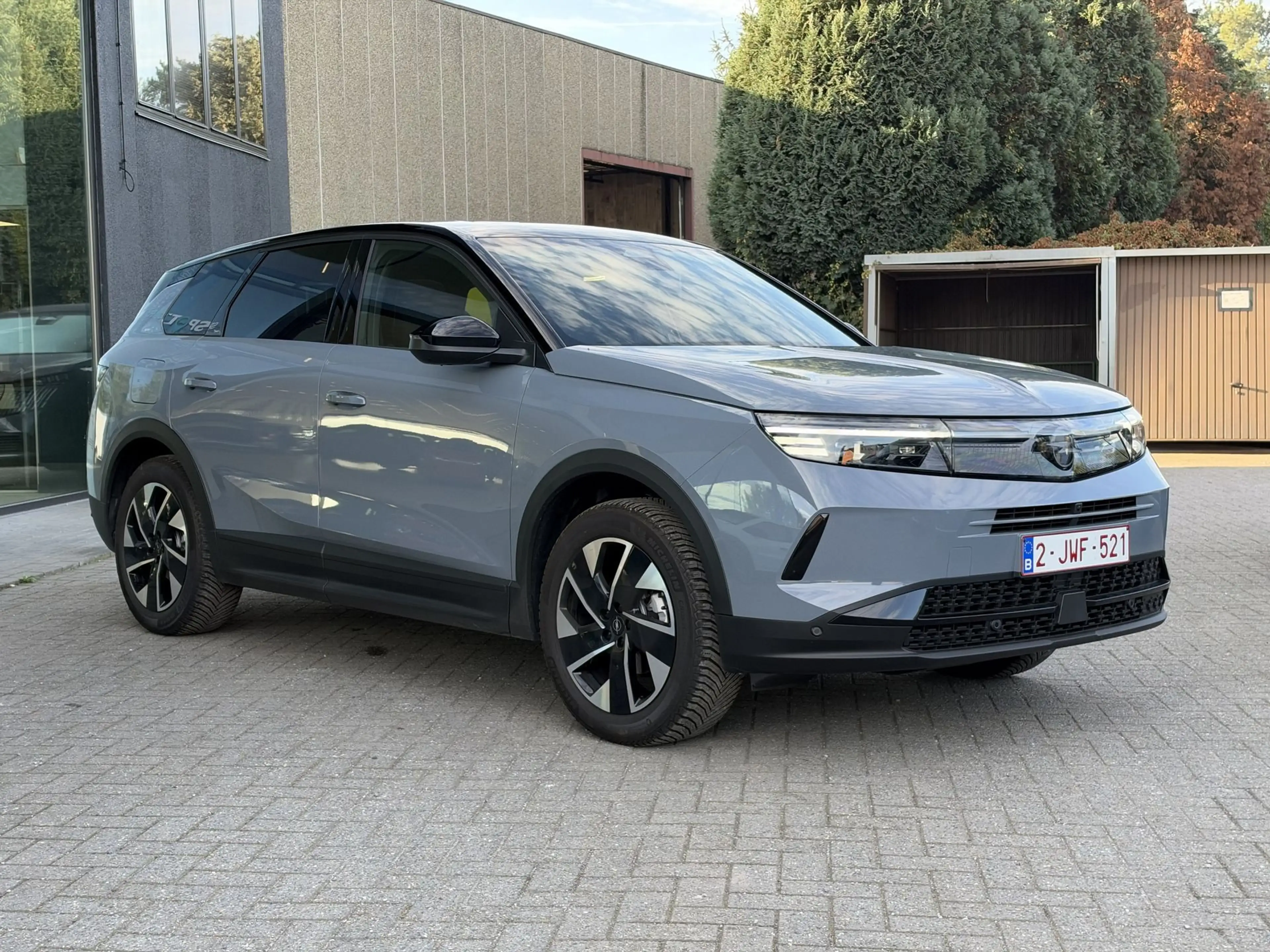 Opel Grandland GS 1.2T Hybrid *Navi*Leder*Pano* — photo 2