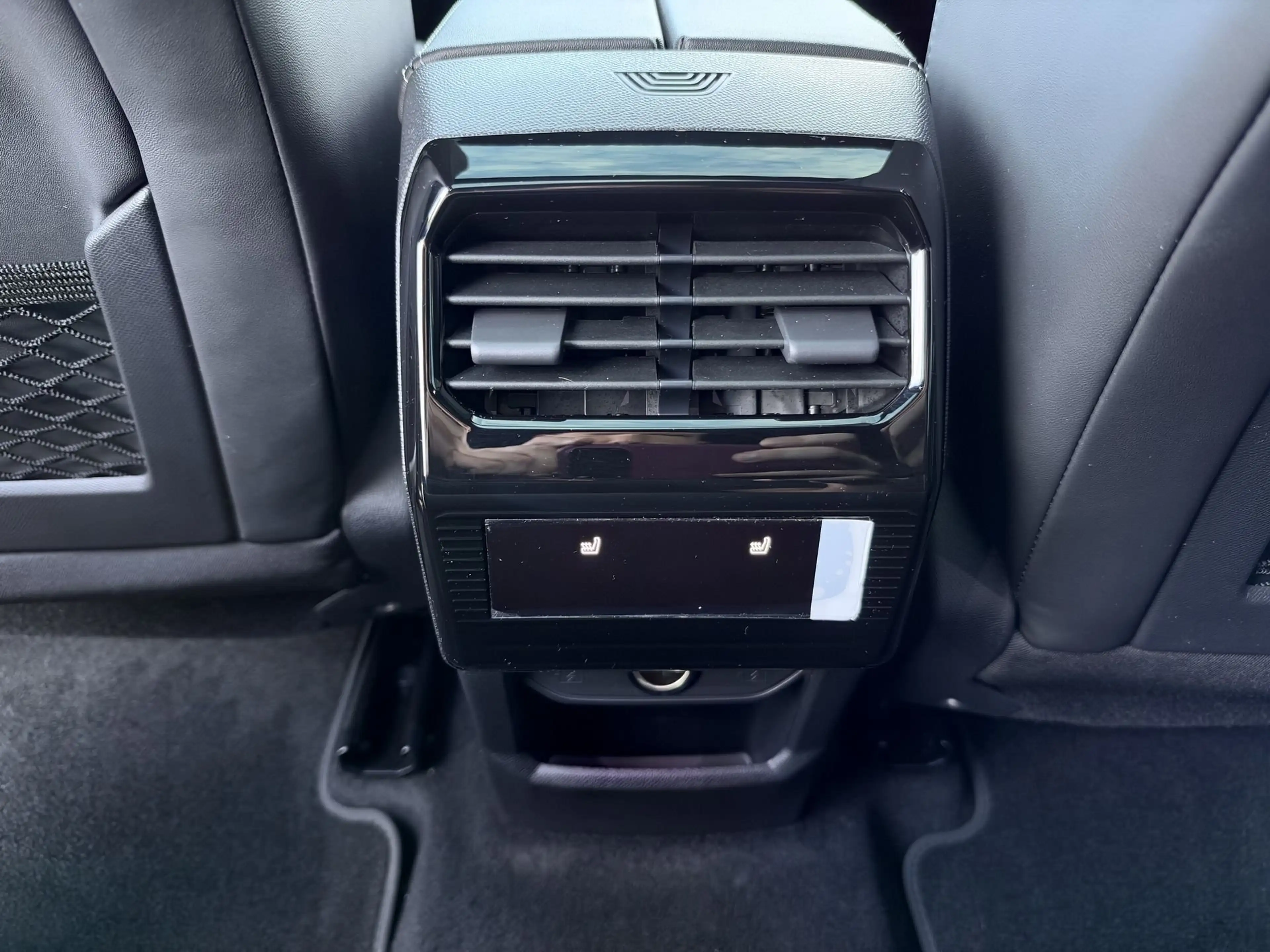 Opel Grandland GS 1.2T Hybrid *Navi*Leder*Pano* — photo 13