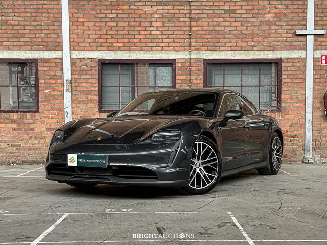 Porsche Taycan 4S