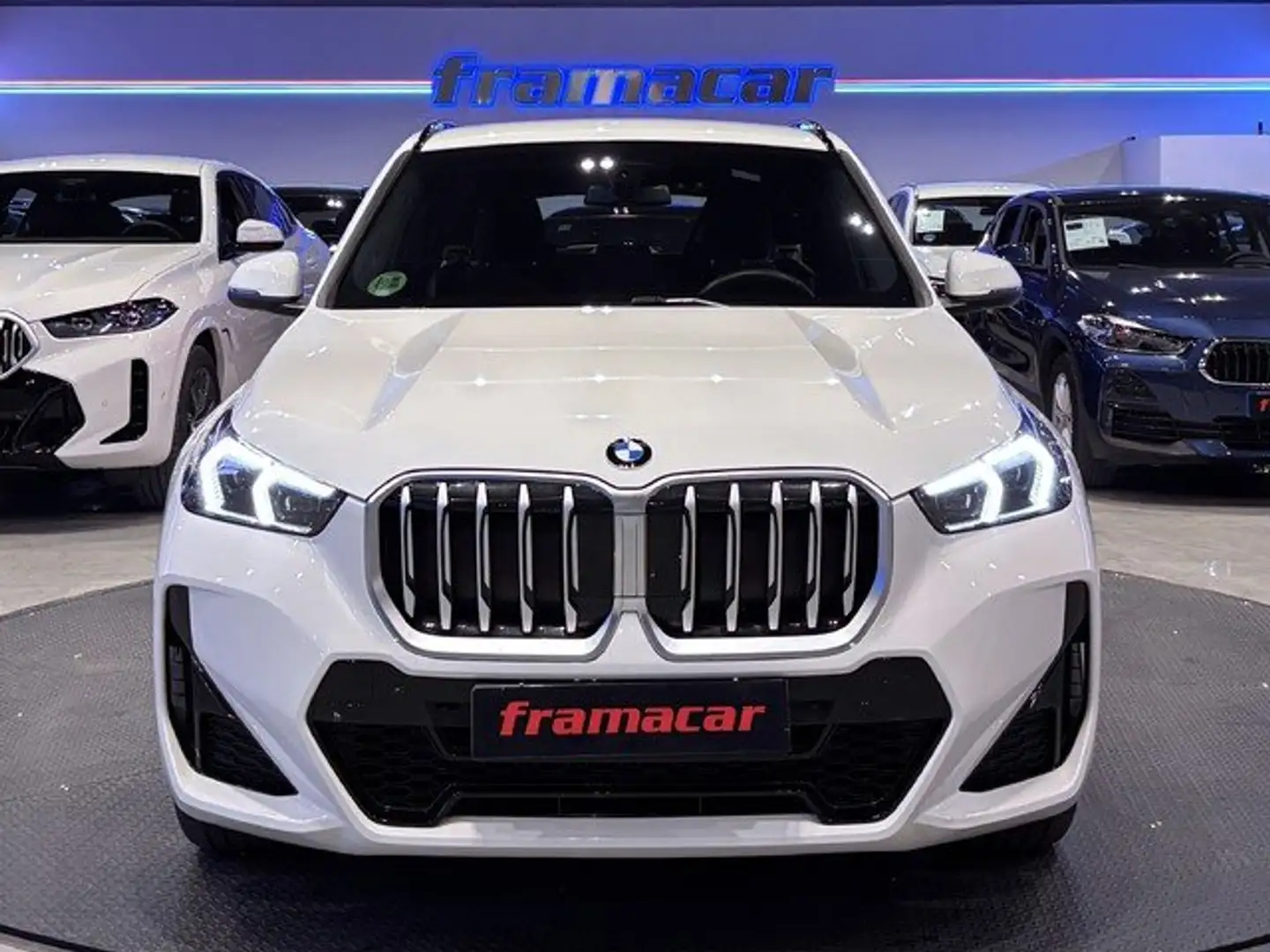 BMW X1 sDrive 18dA Blanco - 2