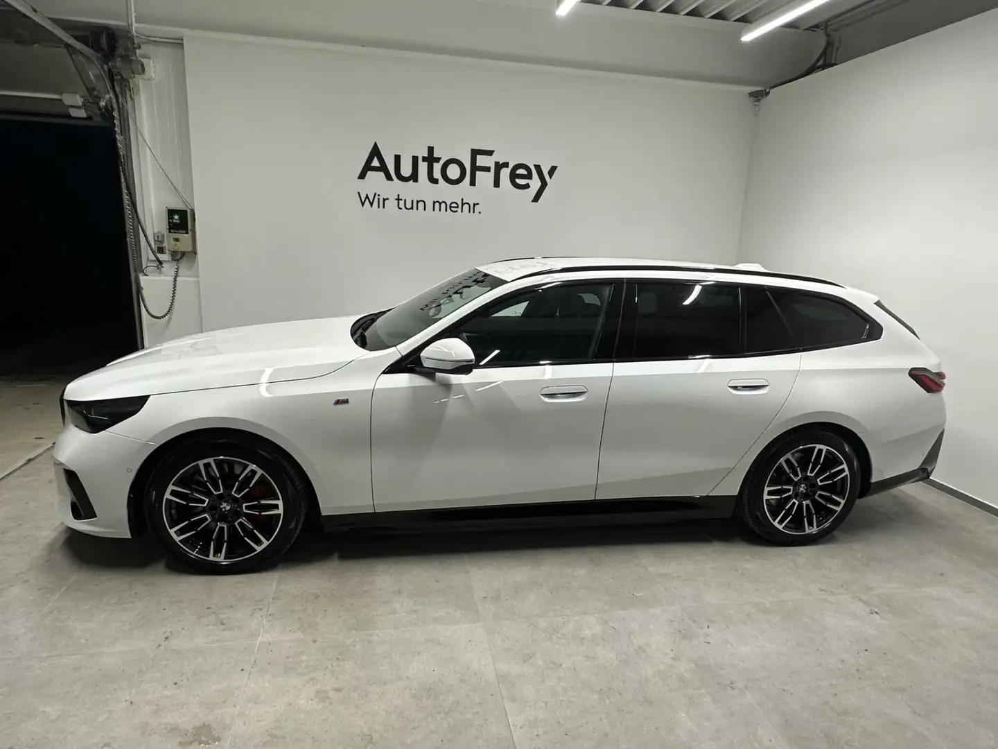 BMW i5 xDrive40 Weiß - 2