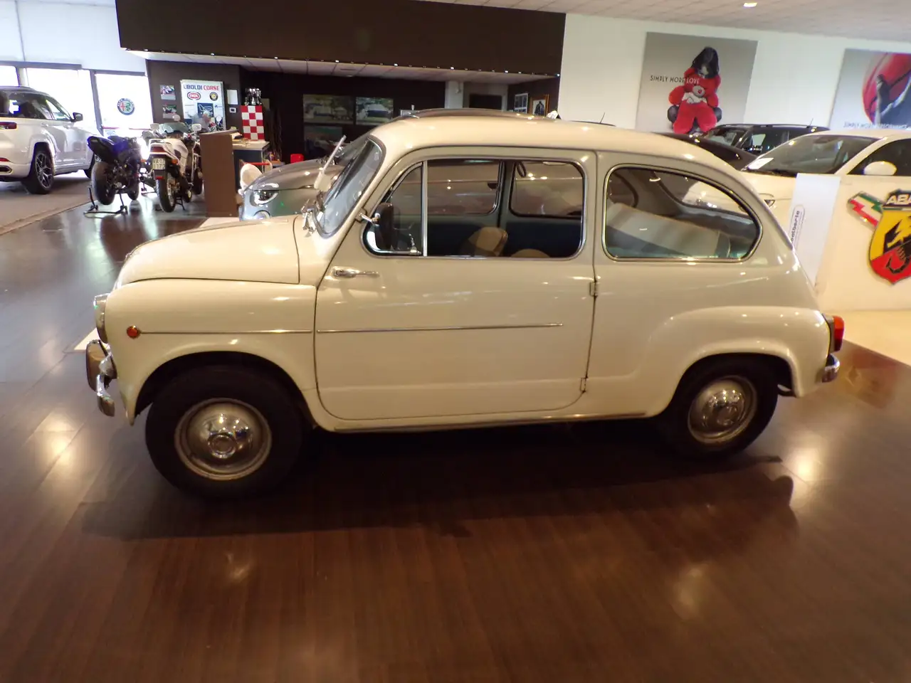 Fiat 600 D prima serie 750cc (Porte contro vento) UNICOPROPRIETARIO CONSERVATA, foto 7