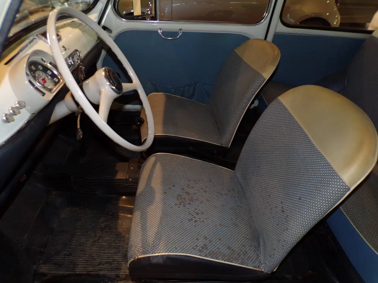 Fiat 600 D prima serie 750cc (Porte contro vento) UNICOPROPRIETARIO CONSERVATA, foto 9