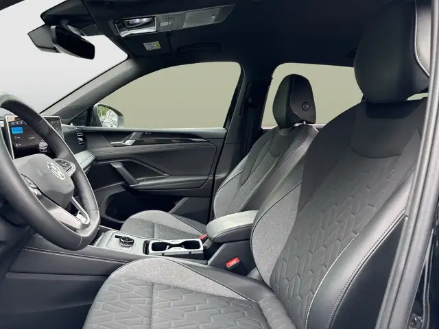 Volkswagen Tiguan view 10