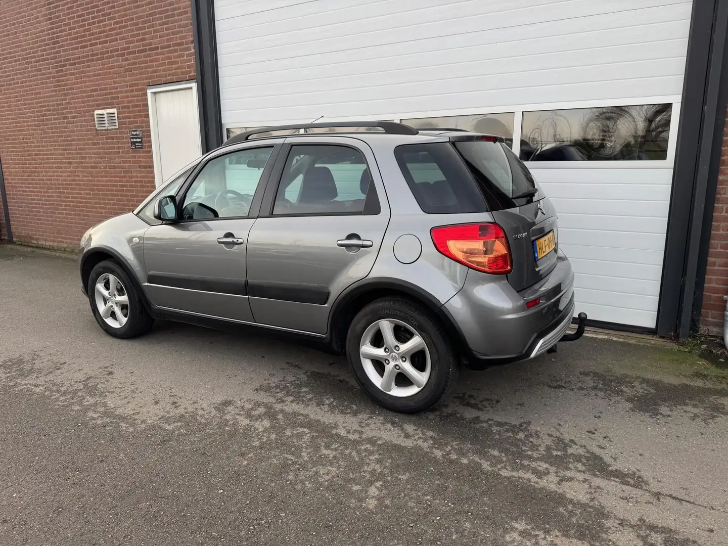 Suzuki SX4 1.6 Comfort I Airco I Trekhaak I Stoelverwarming I Grau - 2
