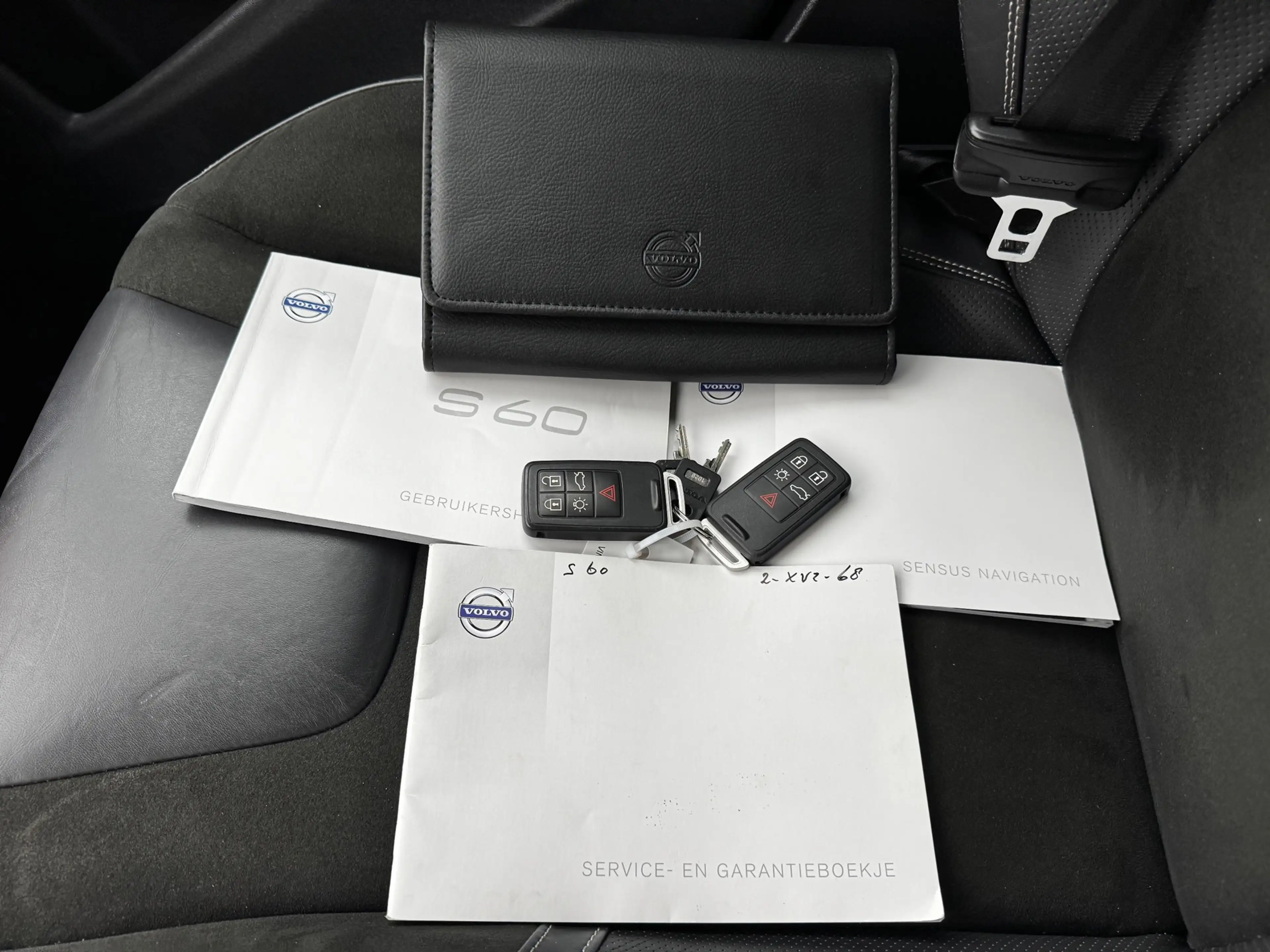 Volvo S60 1.6 T3 R-Design — photo 41