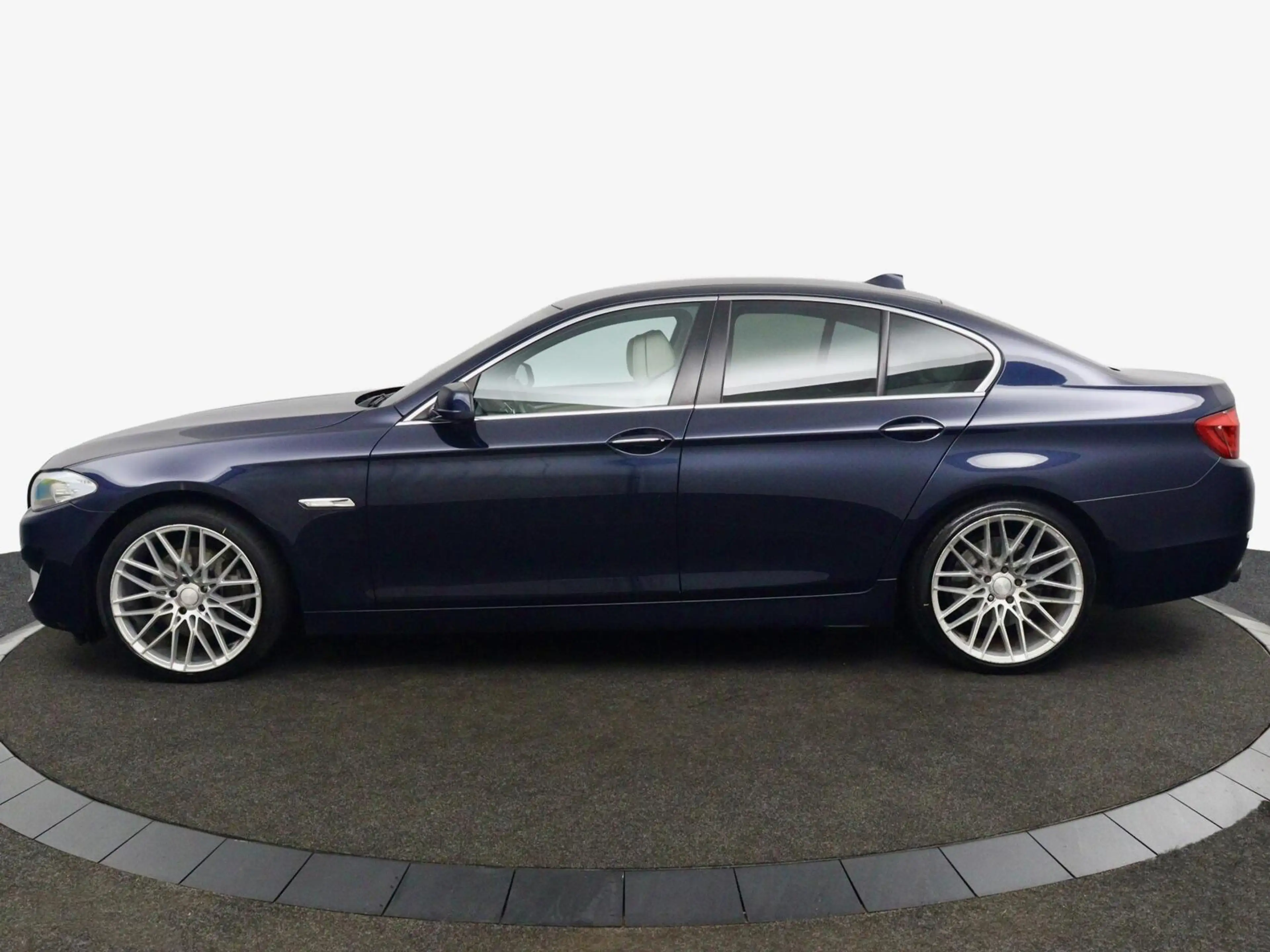 BMW 535 5-serie 535xi Executive — photo 8