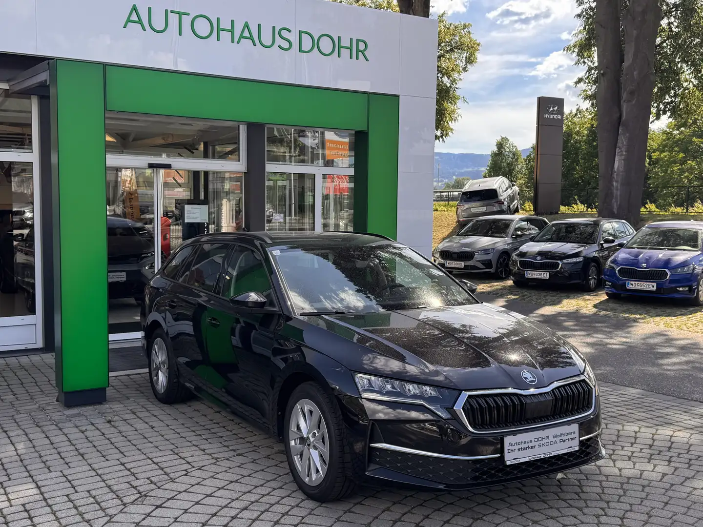 Skoda Octavia 2.0 TSI 150 kW 4x4 Selection Schwarz - 1